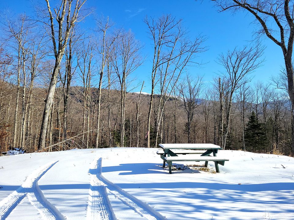 1st image of 135 Mountain Ln N