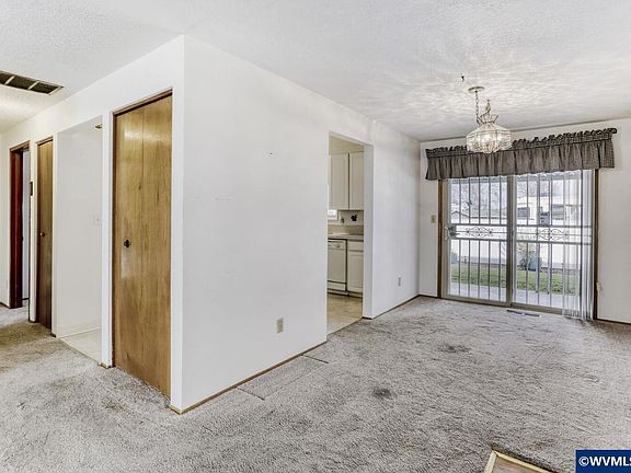 3rd image of 1629 Newport Way