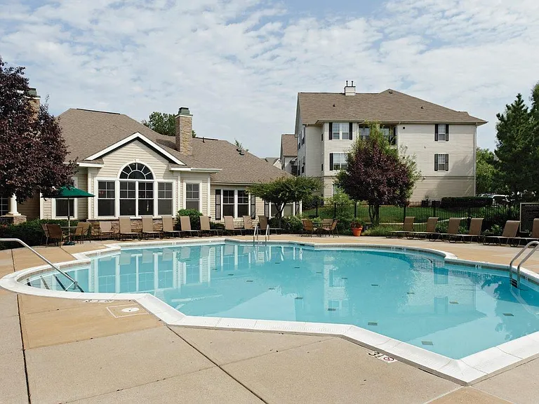 Village at Potomac Falls Apartment Homes — Photo 16