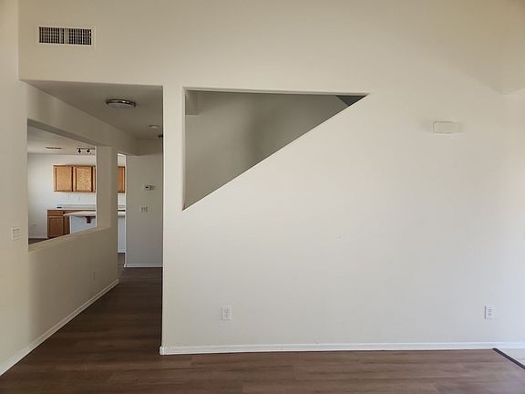 4th image of 17440 W Ventura St