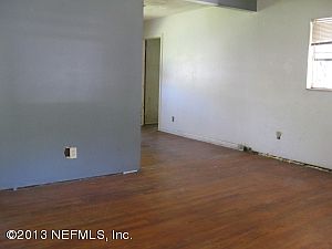 4th image of 2861 Shady Oak Ln