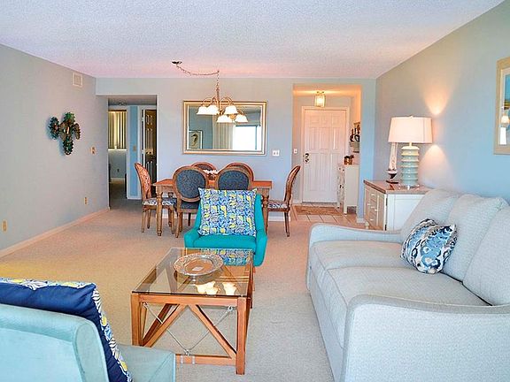 4th image of 1616 Ocean Dr APT 406