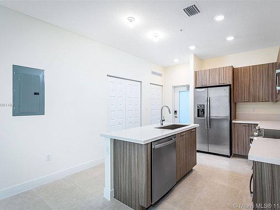 5th image of 4636 NW 84th Ct #22