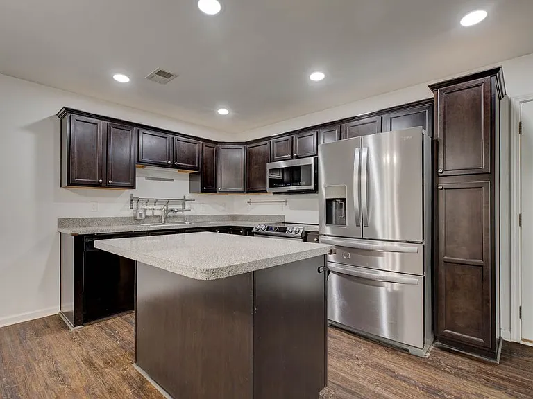 3752 Sunflower St — Photo 33