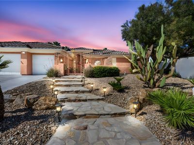 8216 W Hammer Ln, Las Vegas, NV, 89149