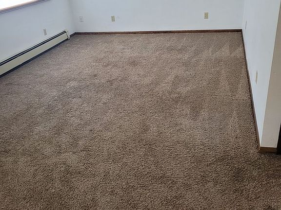 5th image of 5758 Laverne Cir APT 2