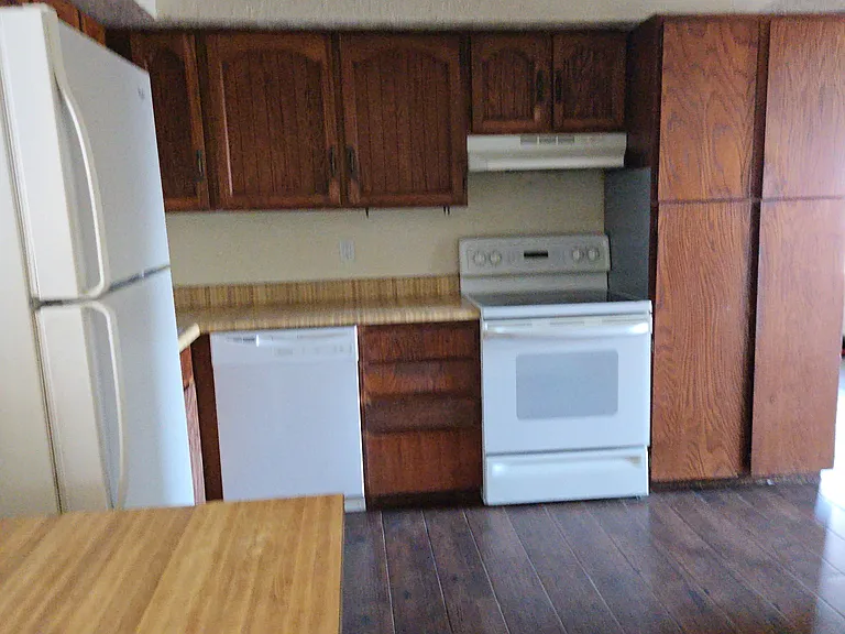 3106 Risner St — Photo 5