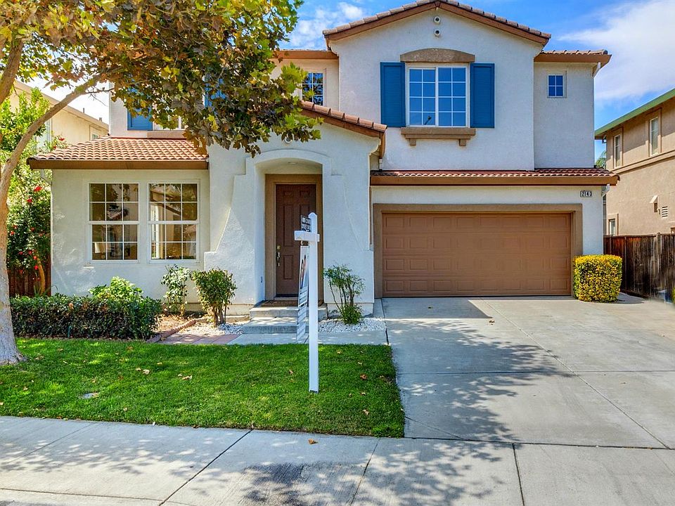 1st image of 2143 Photinia Dr
