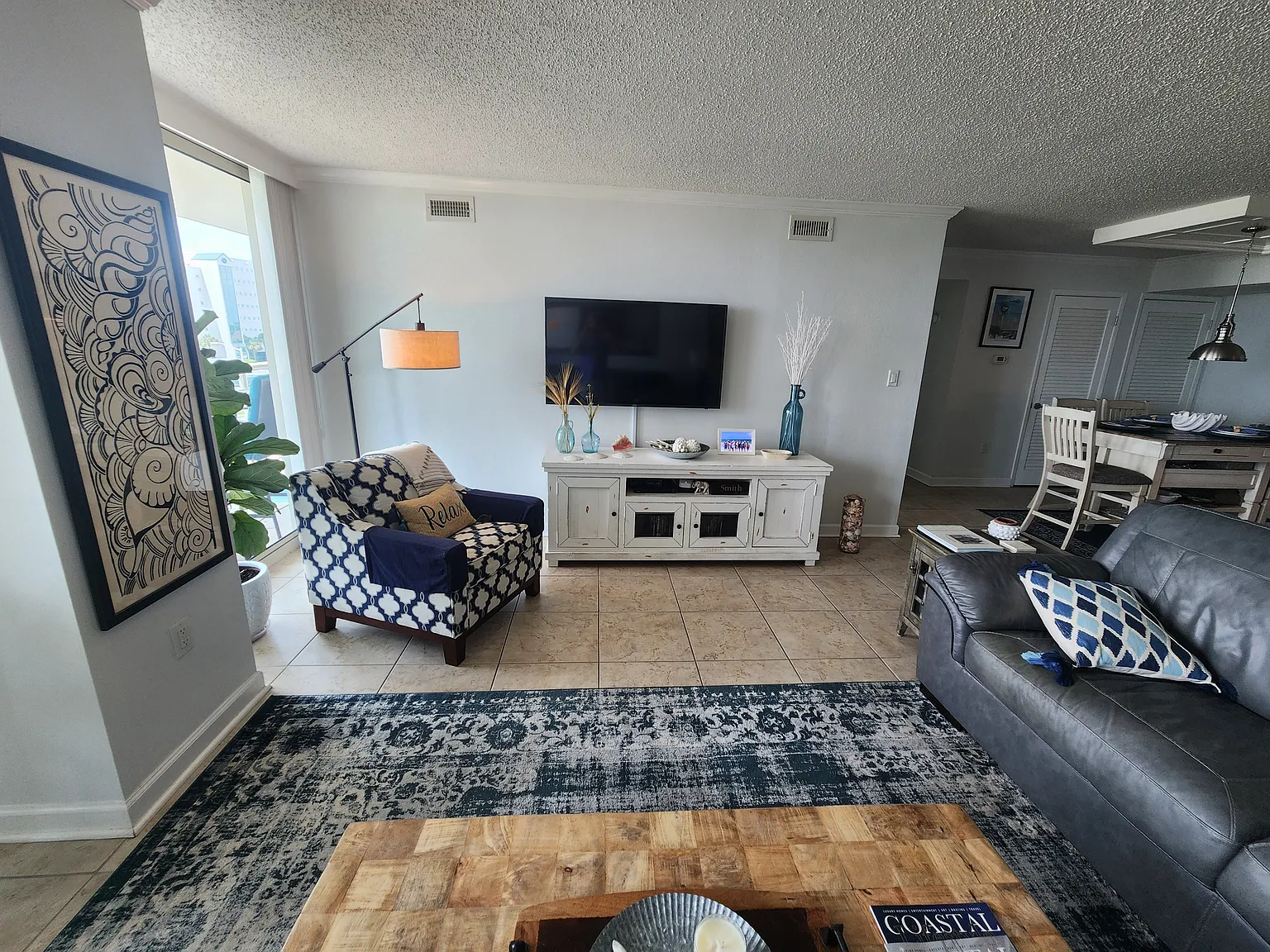 2 bed, 1160 sqft, $3,650 — Photo 2