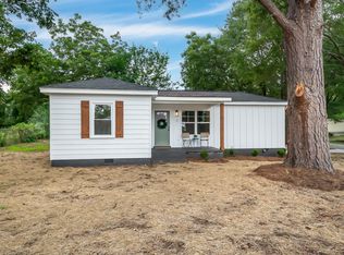 2 Maxie Cir, Fountain Inn, SC 29644