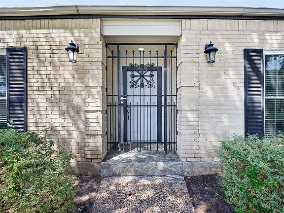 5th image of 7614 Rollingbrook Dr