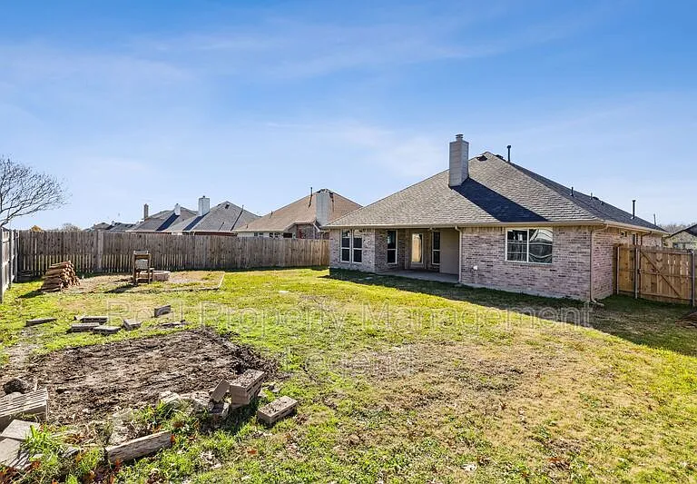1800 Meadowlark Ln — Photo 30
