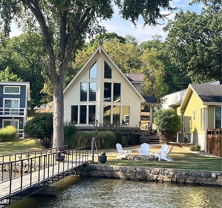1st image of 52 Paradise Valley Rd