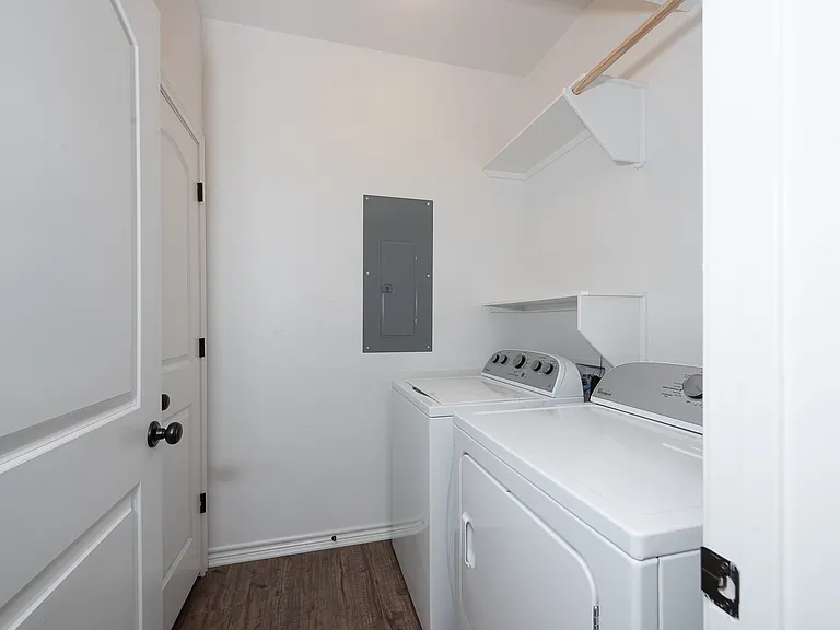 Falcon Point — Photo 15