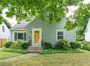 1707 Brainard Rd, Lyndhurst, OH 44124