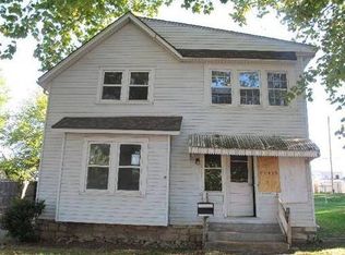 411 2nd St, Belton, MO 64012