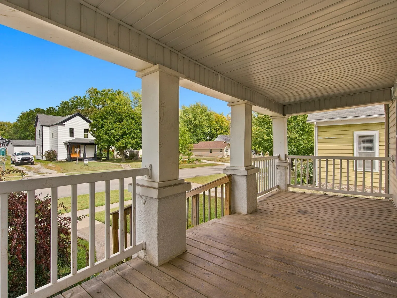 3 bed, 1170 sqft, $1,300 — Photo 4