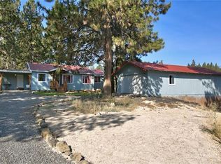 19245 SW Shoshone Rd, Bend, OR 97702