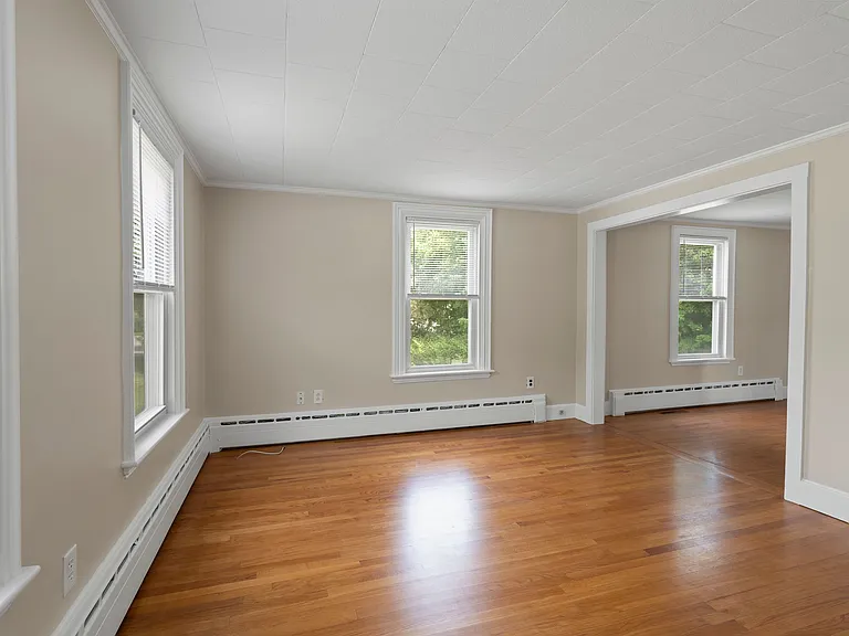 431 Northeast Rd #A — Photo 6