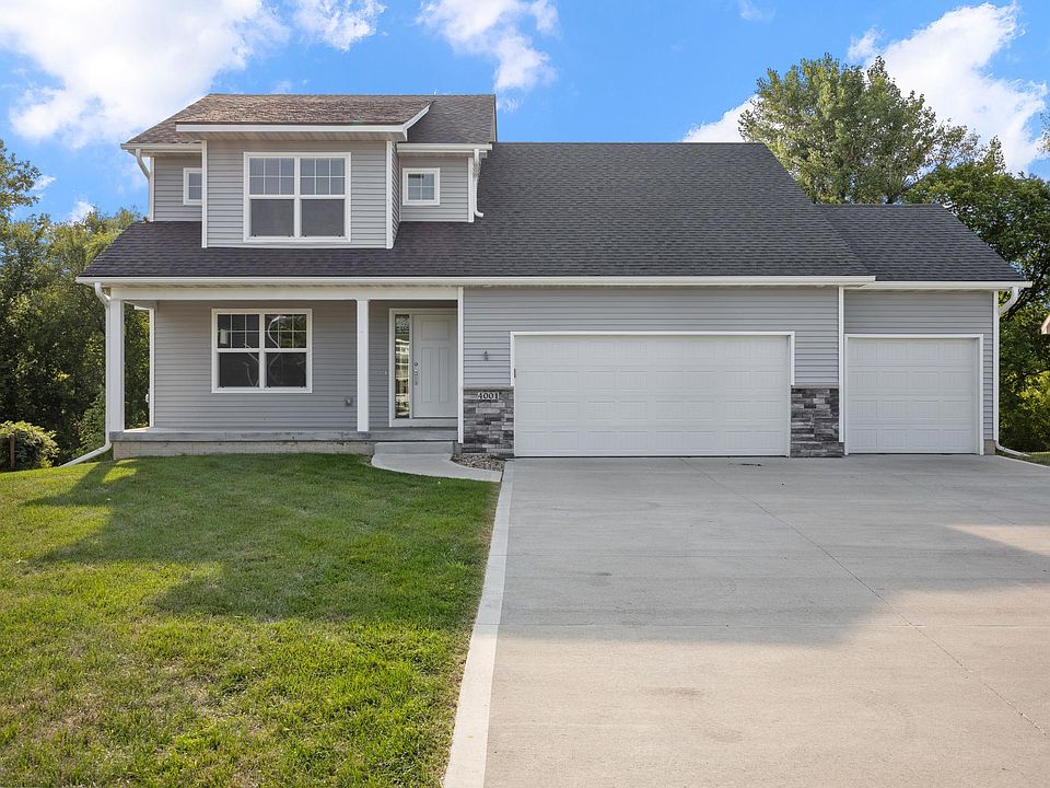 1st image of 4001 SE Primrose Dr