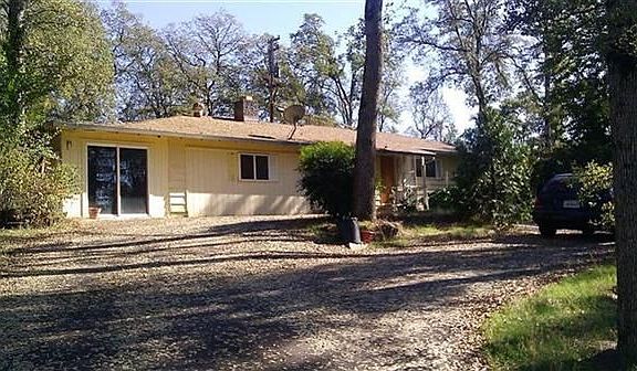 2nd image of 4803 Bluebird Ln