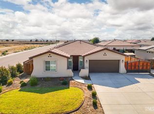 5817 Neutra Dr, Bakersfield, CA 93311