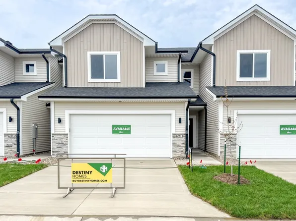 6916 Poppy Ct, Johnston, IA 50131