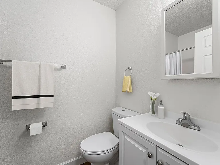 Metro Apartments At Bethalto — Photo 10