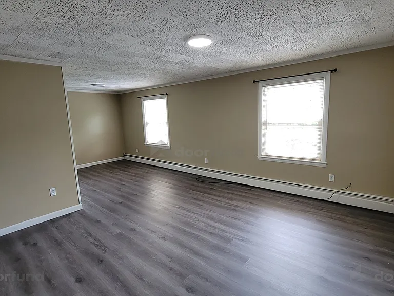 16 Harvard Rd #8 — Photo 6