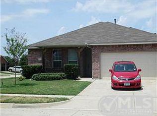 13101 Fieldstone Rd, Fort Worth, TX 76244