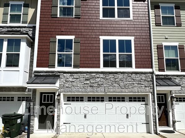 1004 Port Side Way #1