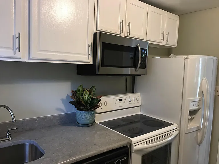709 Ford Pl — Photo 6