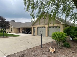 2486 E 309th Rd, Peru, IL 61354