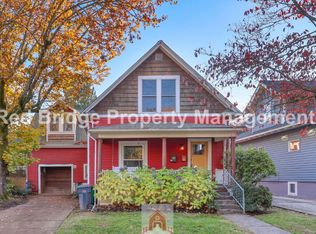 1422 SE Marion St #A, Portland, OR 97202