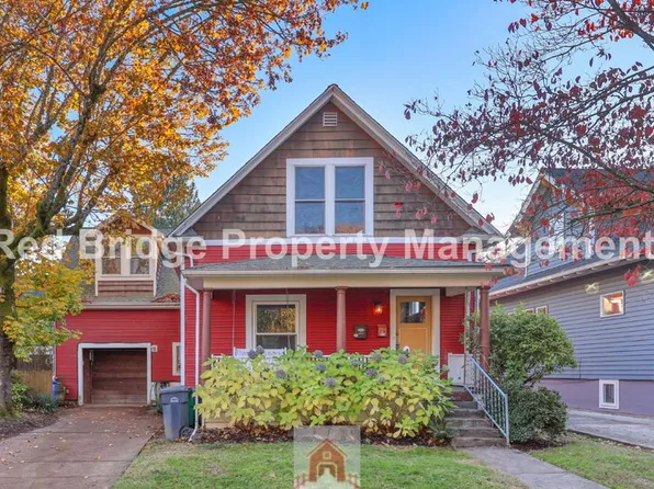 1422 SE Marion St #A, Portland, OR 97202