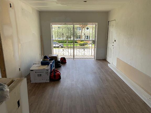 5th image of 770 NE 91st St APT 7