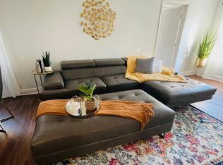 1015 W Berry Ave, Tampa, FL 33603