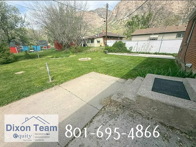 1022 Southwell St — Photo 15