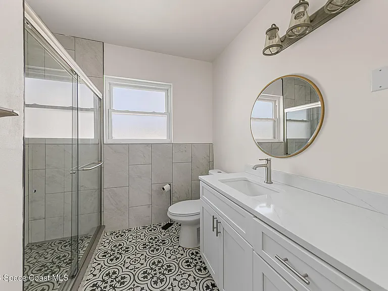 1008 E Strawbridge Ave — Photo 24