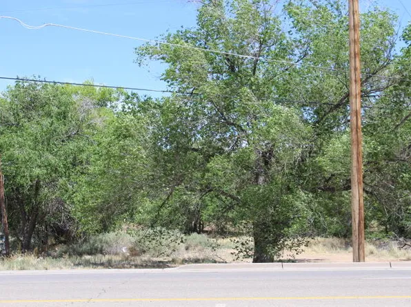 S Main St, Belen, NM 87002