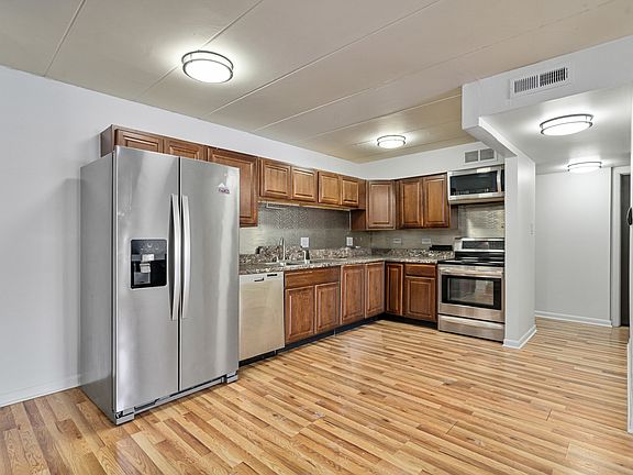2nd image of 13540 Lawler Ave