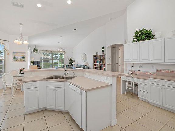 5th image of 2232 NW 4th St