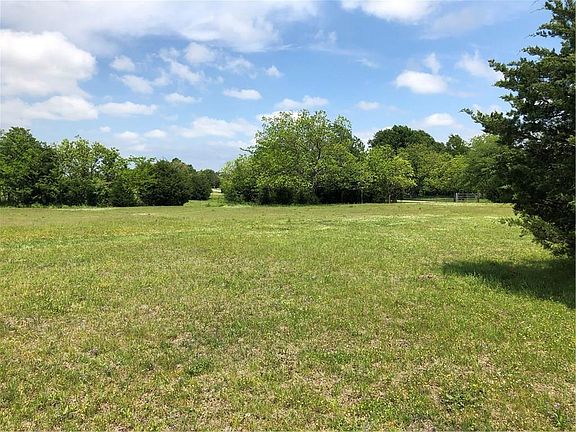 4th image of 3407 County Road 1125
