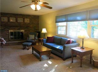 8 Ranch Ct, Newark, DE 19711