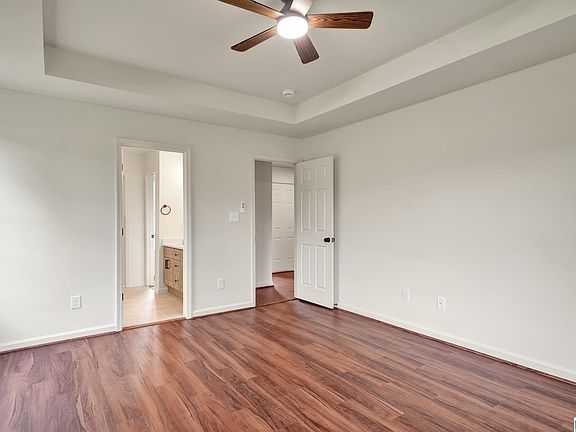 2nd image of 1751 Bradford Ln