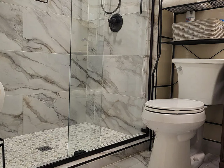 Guest/Shared Full Bath