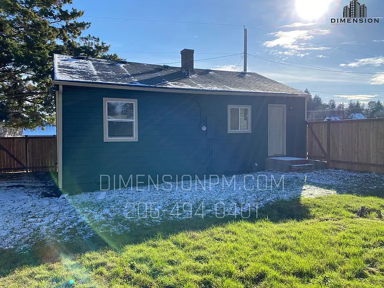 3724 W E St — Photo 8
