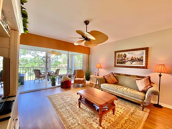 5th image of 4140 Bayhead Dr APT 204