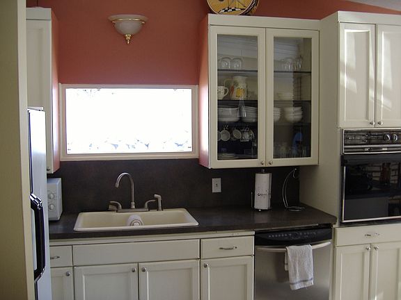 Contemporary Kitchen