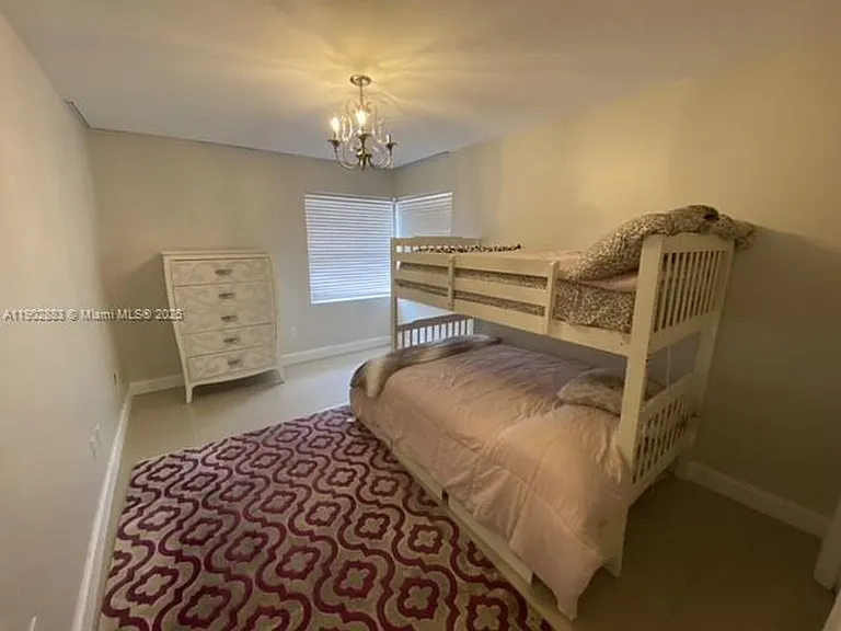 3647 Barberry Dr — Photo 15